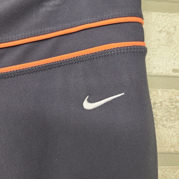Nike Dri-Fit Gray and Orange Capri Athletic Pants Size Medium - Picture 5 of 5